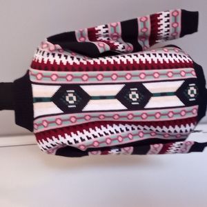 CliftonPlace small medium, colorful sweater